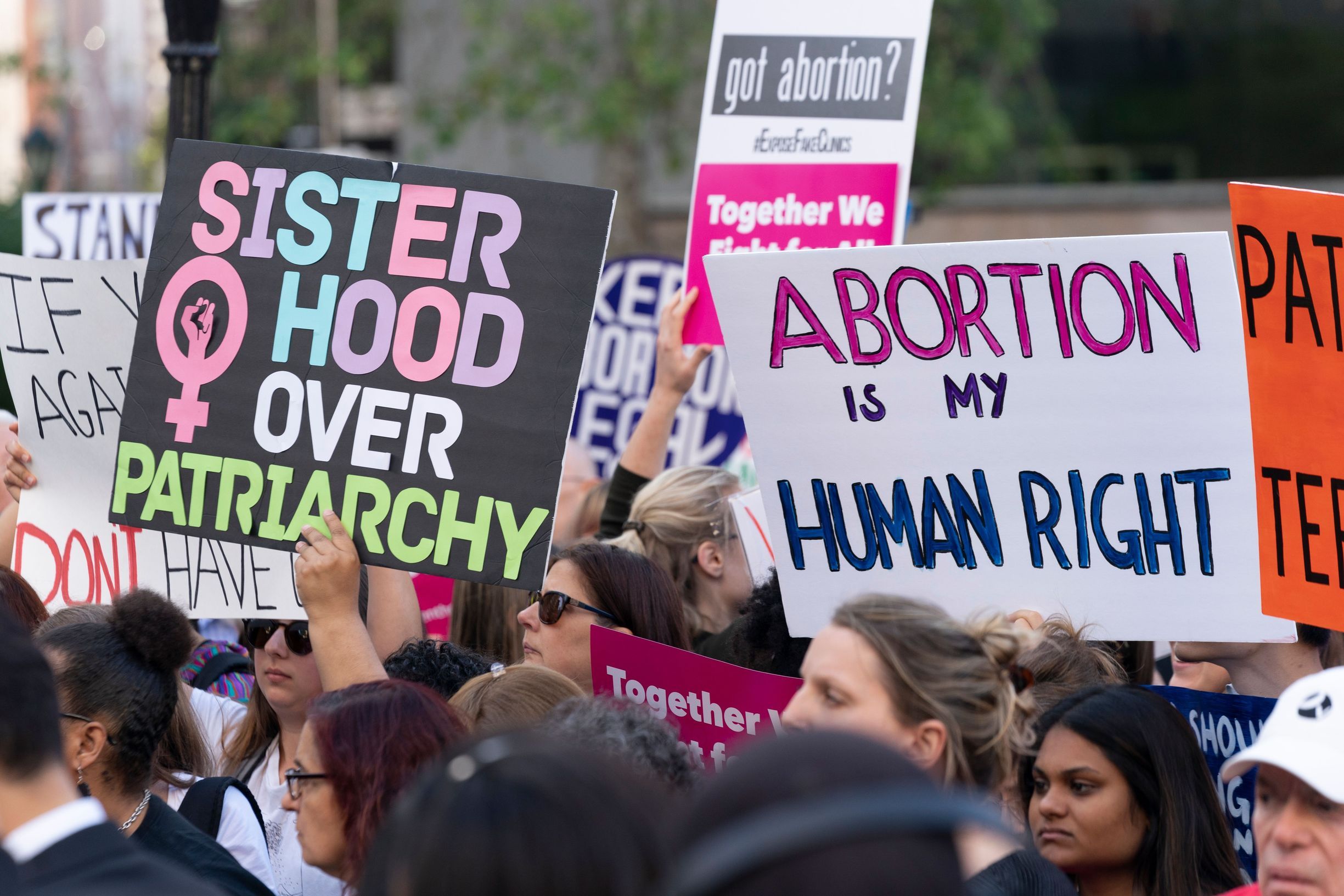 New,York,,Ny,-,May,21,,2019:,Hundreds,Of,Pro-choice