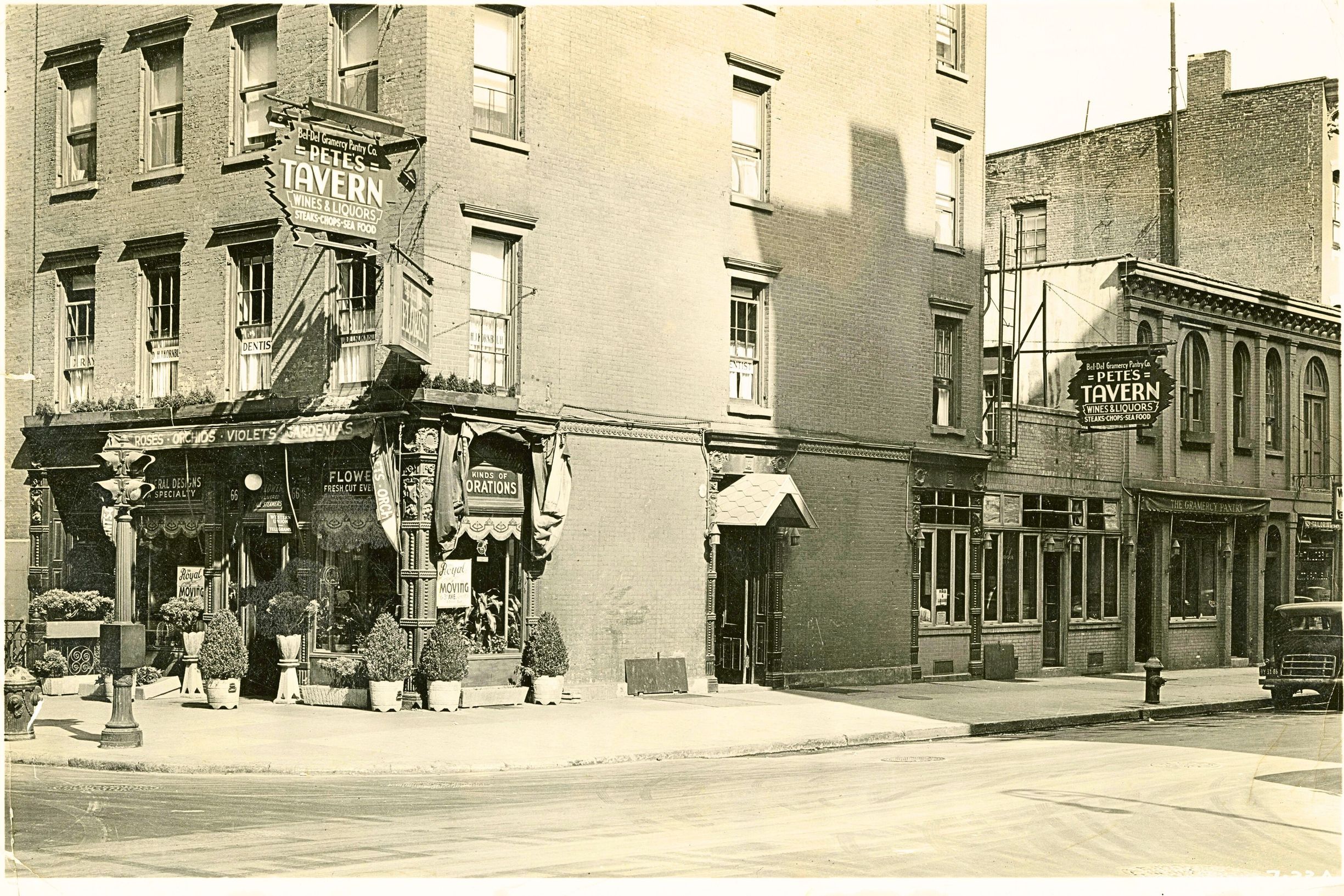 Pete's Tavern 1922 Photo 