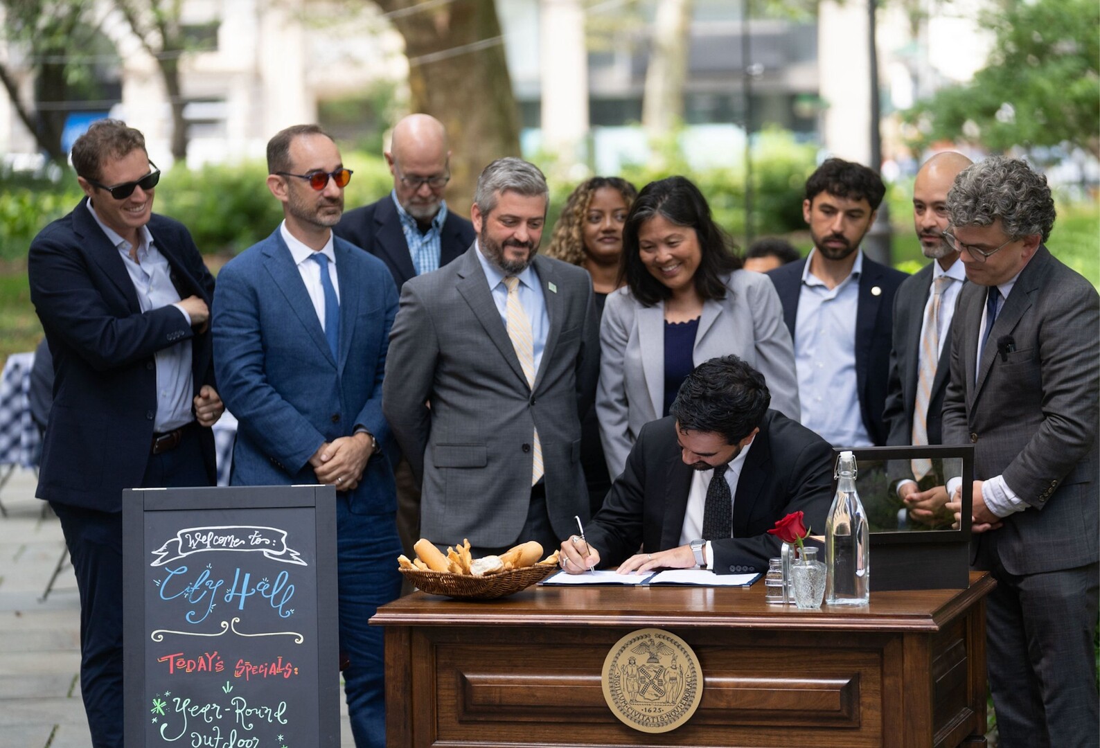 Mamdani signs outdoor dining legislation